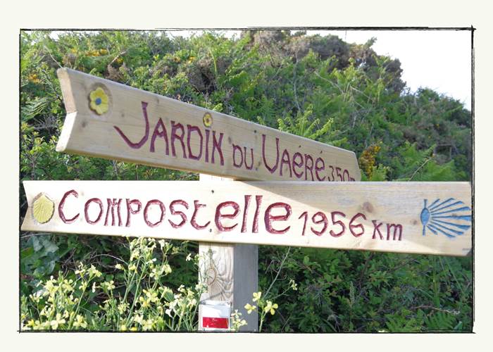 A Saint-Mathieu, point de départ du sentier de Saint-Jacques de Compostelle