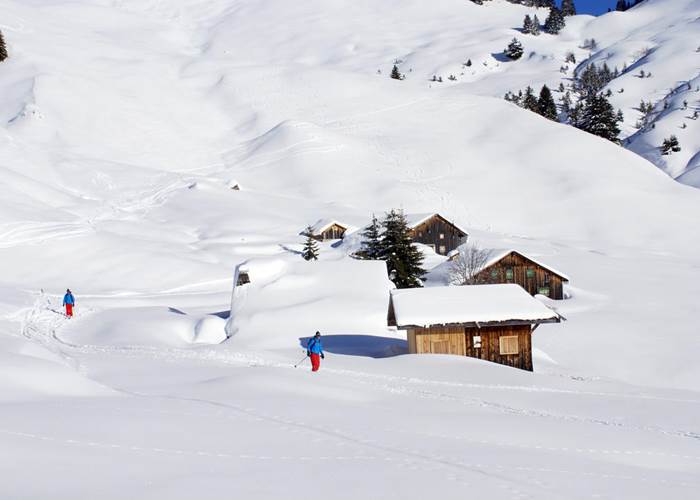 Pistes raquettes et piétonnes