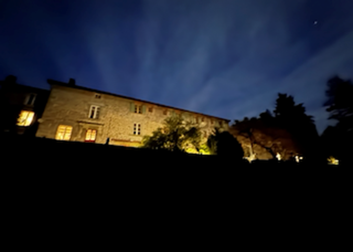 le bâtiment de nuit