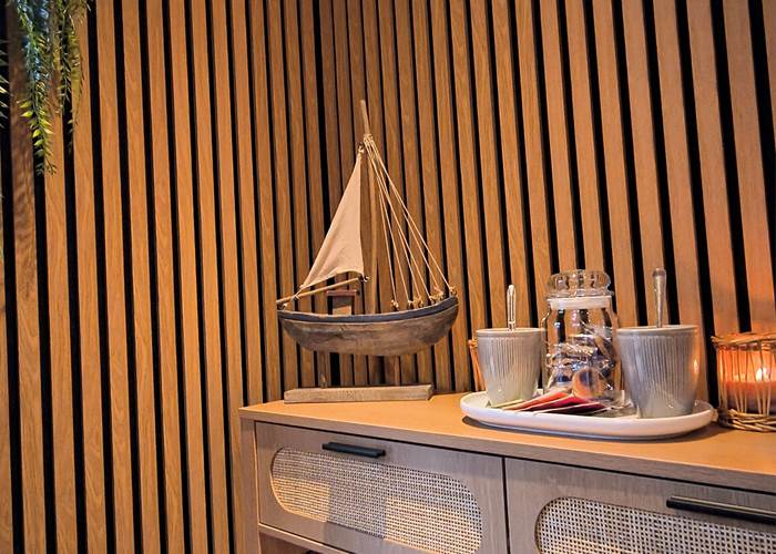 Séjour romantique dans une roulotte avec spa extérieur à La Flèche