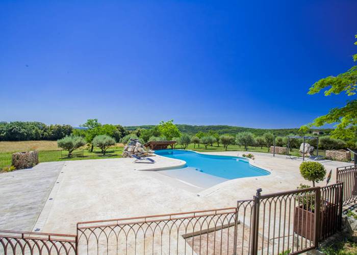 mas, piscine, jacuzzi, bar, gard, cevennes