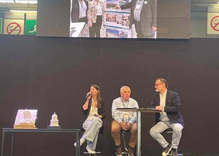 Intervention en tribune des Gîtes Bon Air lors du Salon Mondial du Tourisme 2024