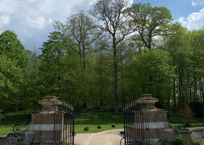 Séjour en amoureux, séjour en amoureux Oise, week-end romantique, Hotel Beauvais, Aéroport Beauvais-Tillé