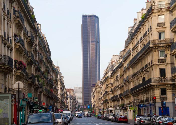 Vu de la Tour Montparnasse depuis la rue de Rennes