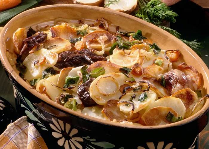 BAECKEOFFE traditionnel à la table alsacienne au Château de Saint-Chamarand dans le Lot