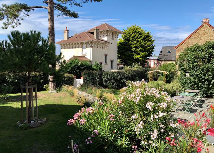 la-cotentine-granville-bnb-chambre-hote-jardin
