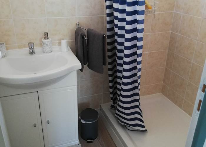 Douche du chambre de famille
