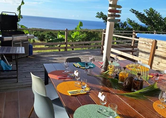 CHEZ RAF