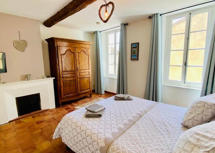 Chambre d'hôtes "Le Coq du Nord-Mailhac :un petit coin de paradis"
