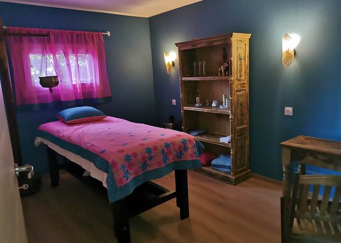 salle de massage soin ayurvédique cure spa chambre d'hôtes bien être morbihan bretagne