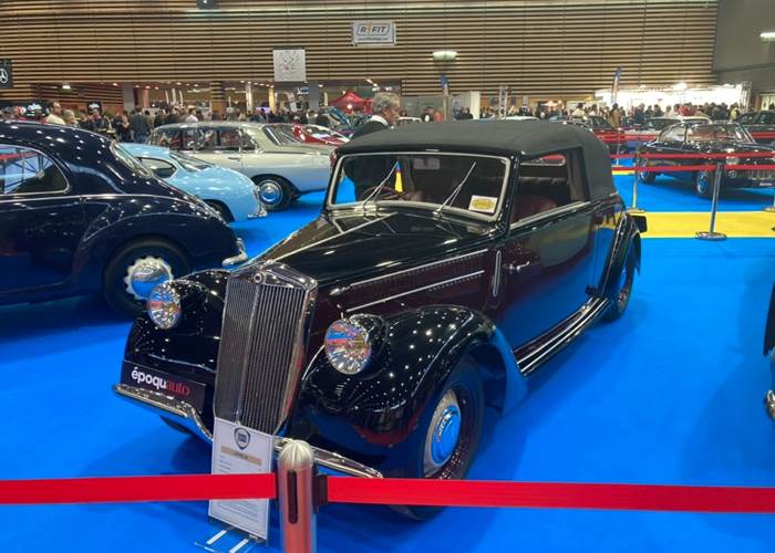 Voiture de collection à Mailhac