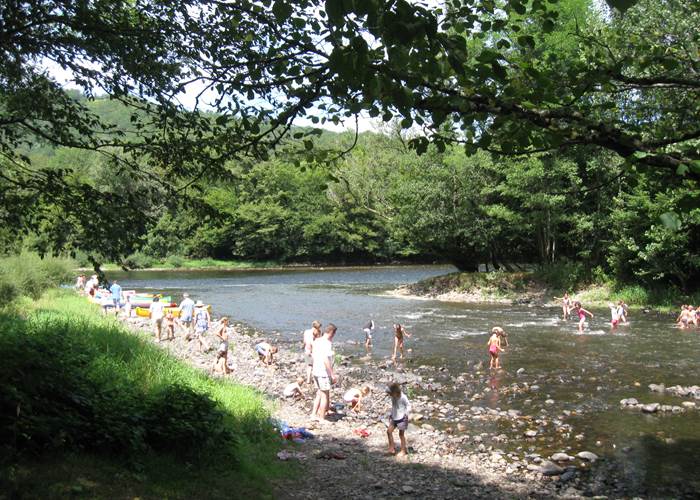 canoe_en_vallee_dordogne_correzienne