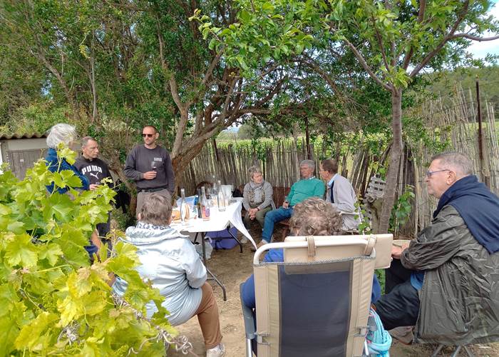 Pique nique au potager à Le Coq du Nord -Mailhac