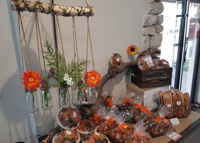 La maison du fruit confit, salon de thé et dégustation-vente de fruits confits de Provence