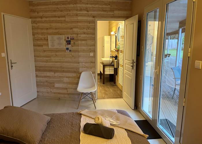 vue sur la salle de douche