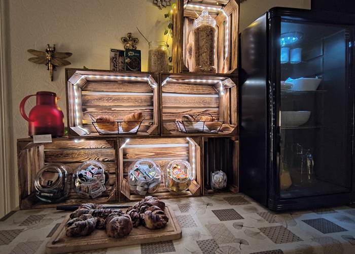 Petit déjeuner copieux avant de repartir vers le circuit du Mans.