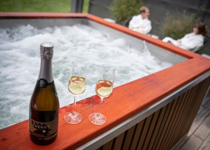 Jacuzzi