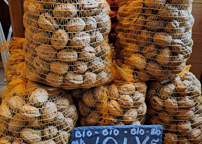 Noix Franquette bio du verger INYAQAB Dordogne Périgord