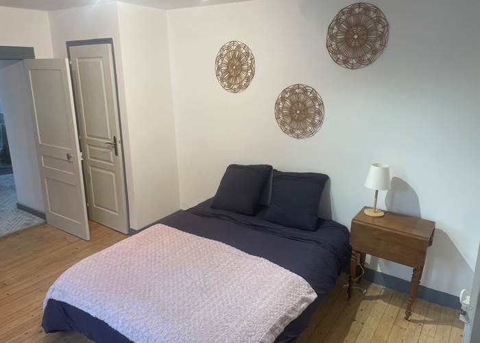 La chambre avec lit double