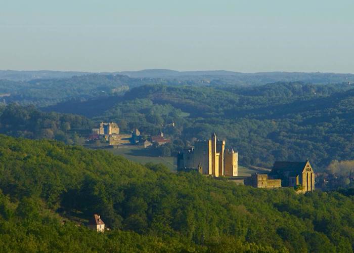 chateau-beynac-dordogne.jpg
