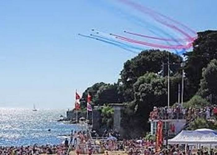 800x600_la-patrouille-de-france-et-les-ailes-bleues-pornic-19804