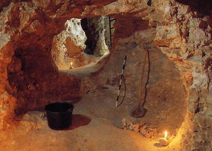 Mine de silex à Spiennes