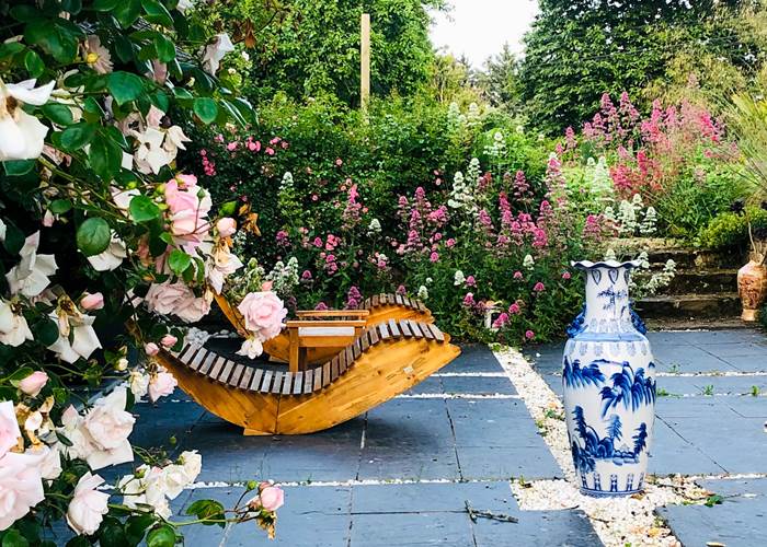 détente assurée en s'allongeant sur ces transats à bascule