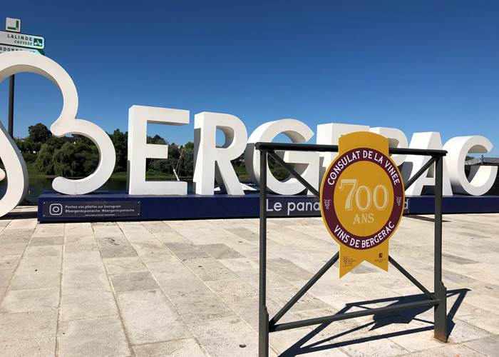 Quai de Bergerac sur la Dordogne