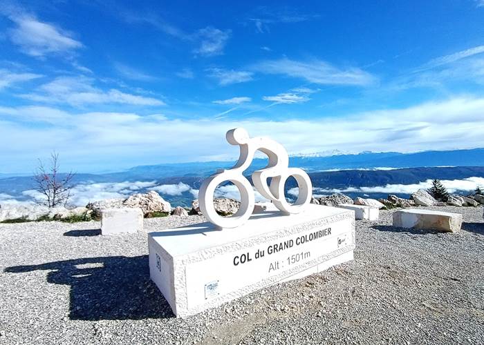 Grand Colombier (Ain) : arrivée mythique du Tour de France, incontournable pour un séjour dans le Bugey