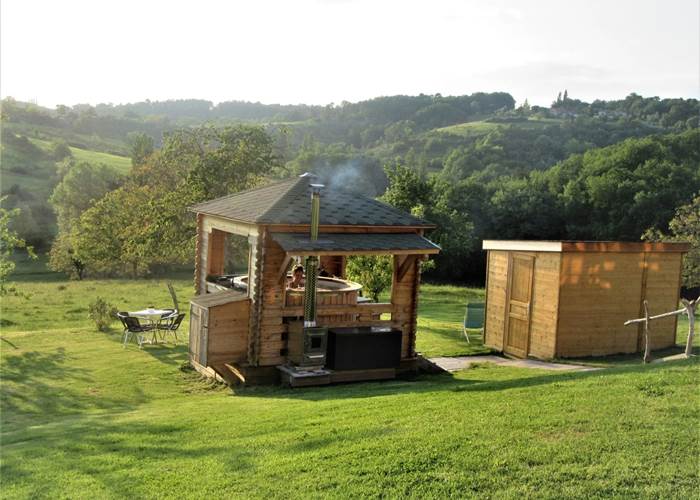 HYGGE_EN_PÉRIGORD_BAIN_NORDIQUE_SAUNA_COCOONING_VACANCES_TOURISME_AMIS_FAMILLE_DORDOGNE