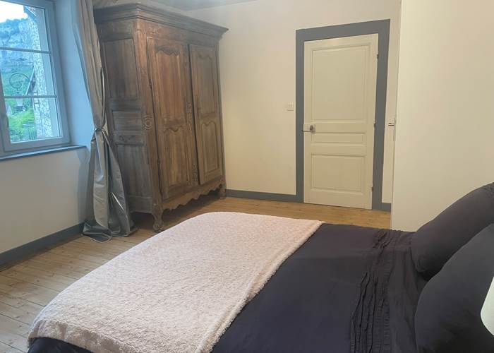 La chambre avec lit double