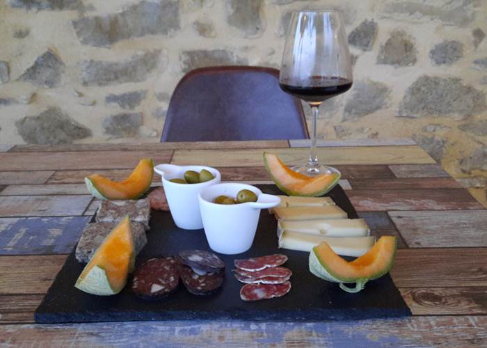 Du local à la table d'hôtes du Coq du Nord Mailhac