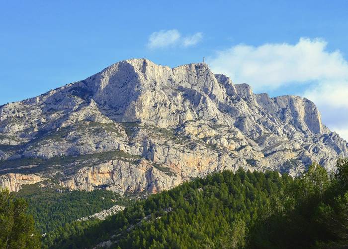 La Montagne Sainte Victoire