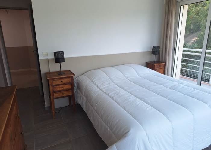 Chambre double vue jardin villa