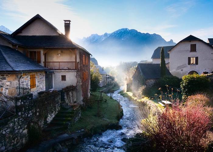 ruisseau-de-montagne-en-vallée-d-aspe