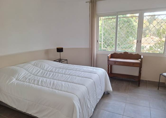 Chambre lumineuse villa Cannes