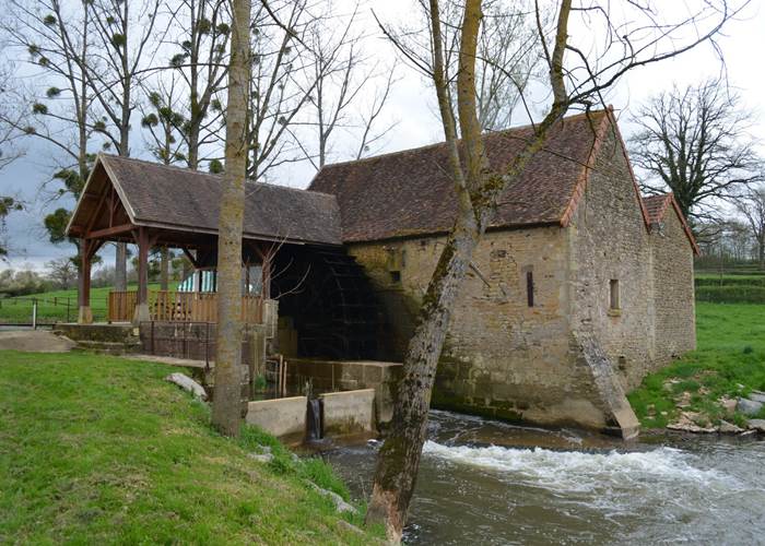 Le Moulin Hydroélectrique de Lugny lès Charolles