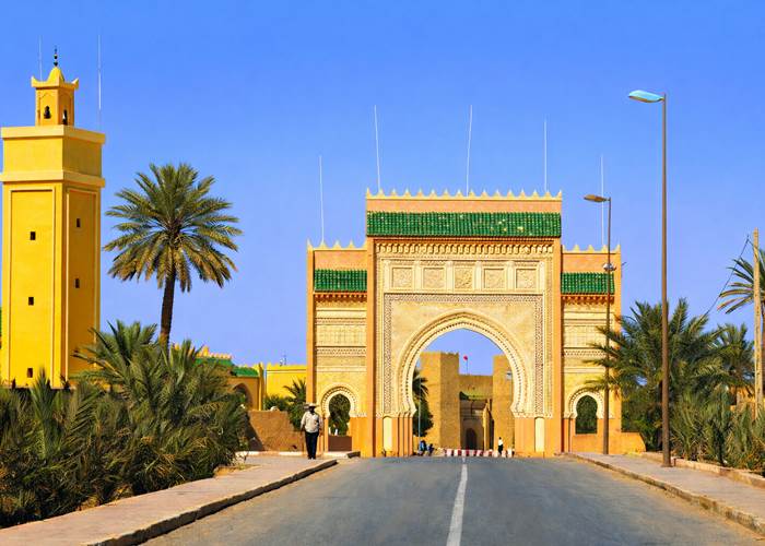 La porte de Rissani, l'une des plus belles du Maroc