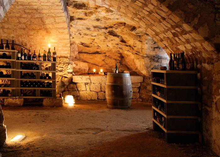 Apéritif dans la cave