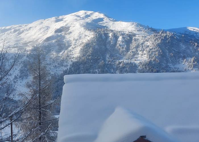 vue du balcon le 25 11 25