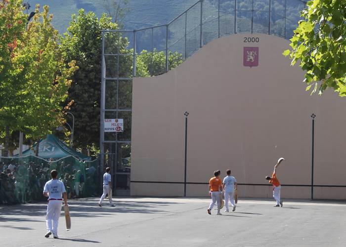 19 pelote basque vacances sportives
