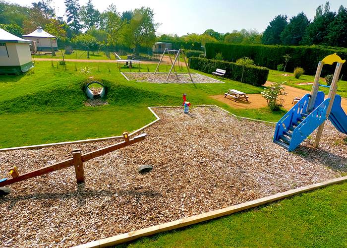 L'aire de jeux pour les enfants-news
