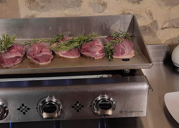 De bons produits locaux pour la table d'hôtes du Coq du Nord -Mailhac