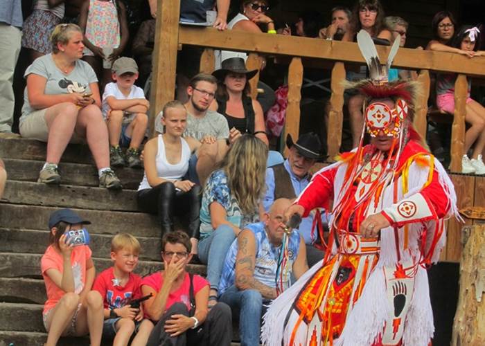 Spectacle Pow-Wow