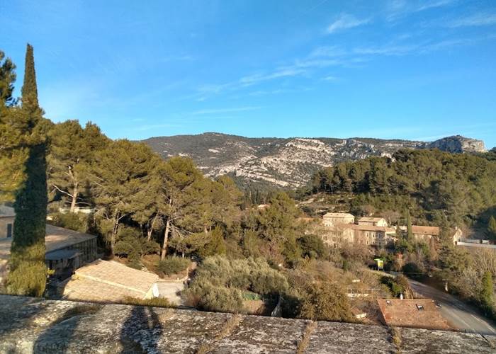 Vue de l'acqueduc de Fontaine de Vaucluse