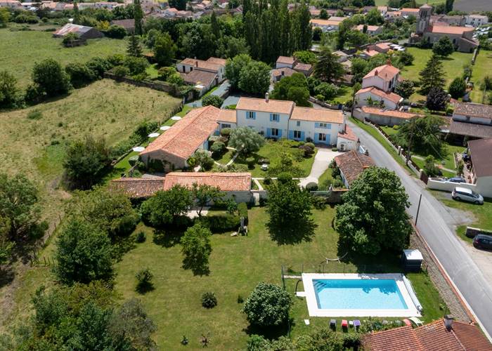 L'Enclos bleu vu du ciel