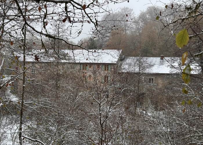 O Moulin du Fieux - Bâtiment en hiver