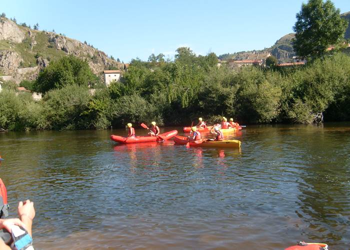 Canoë kayak dans les gorges de l'Allier