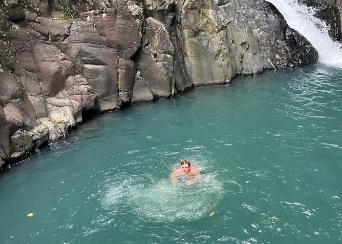 saut d'acomat Pointe Noire