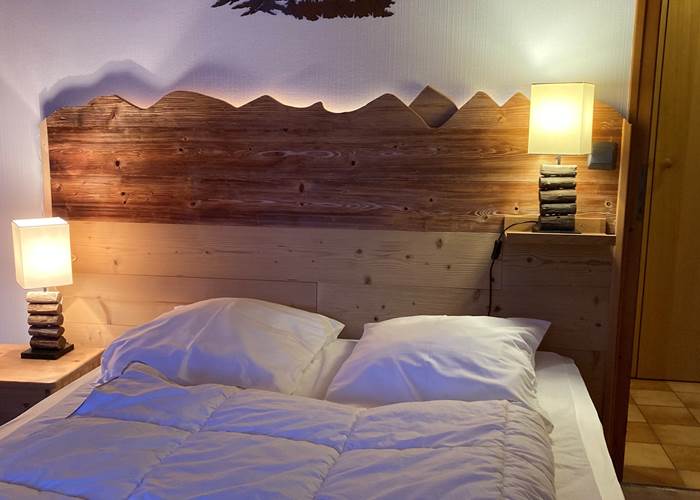 Chambre 1: 1 lit double et balcon